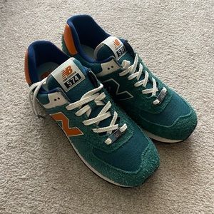 NEW IN BOX New Balance 574 Green Orange